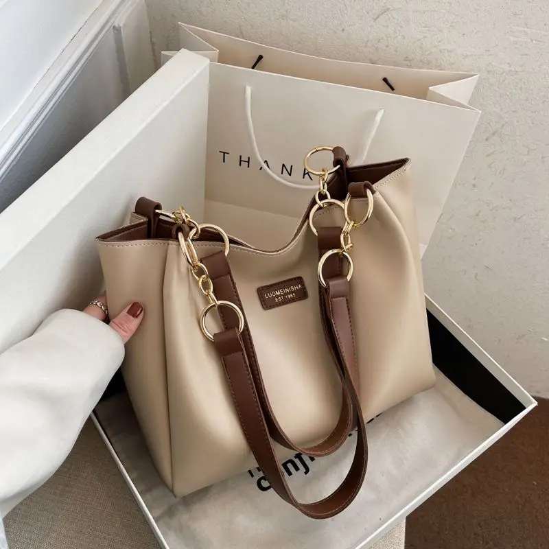 صاك شيك حجم كبير و الوان رائعة